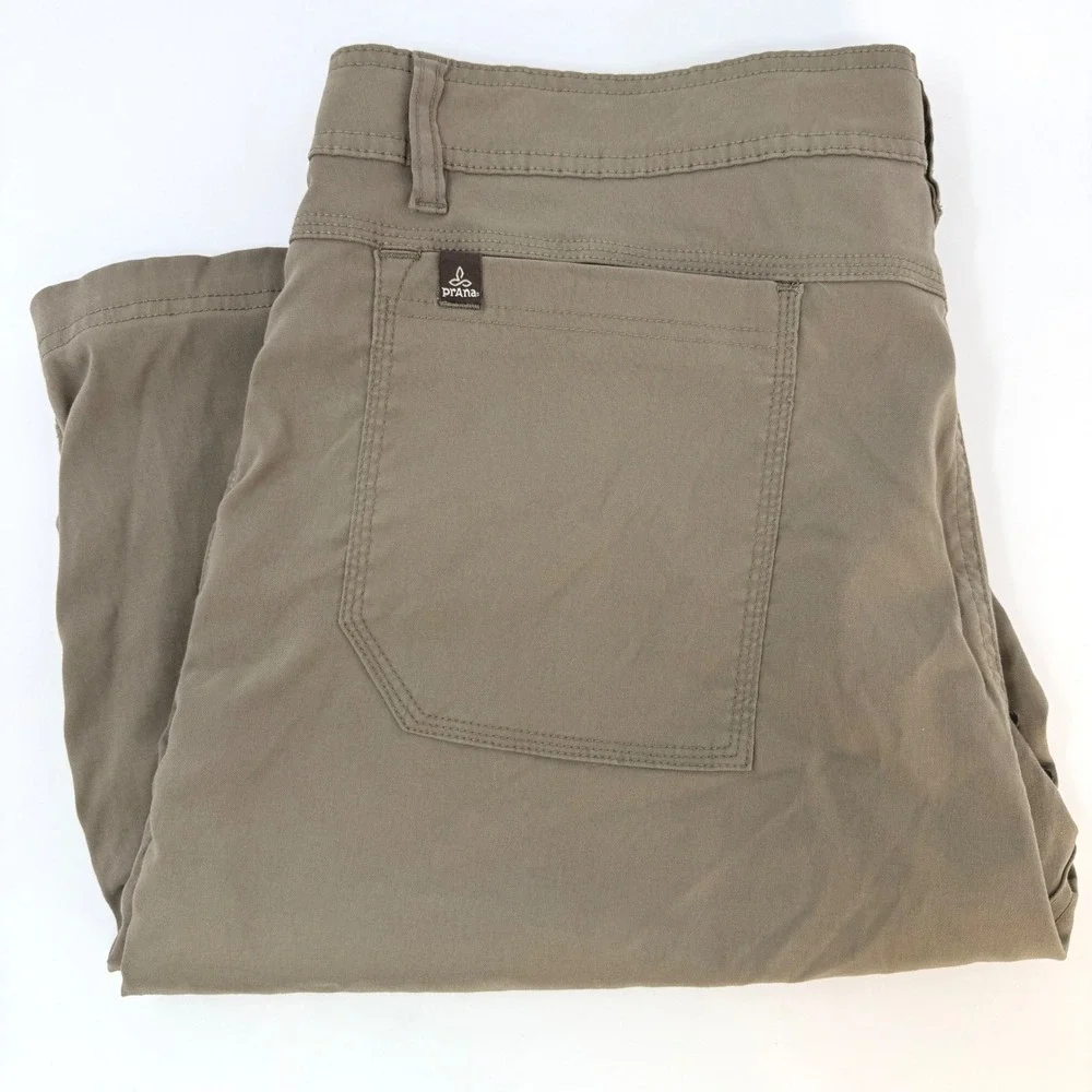 Prana Zion Mens XXL Brown Stretch Hiking Cargo Shorts‎ Integrated Belt Quick Dry